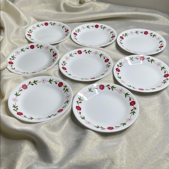 Corelle Spring Pink Pattern Side Bread Dessert Plates Set of 8 White Pink Red - Picture 4 of 5